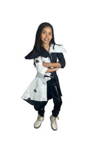 Dama Black and White